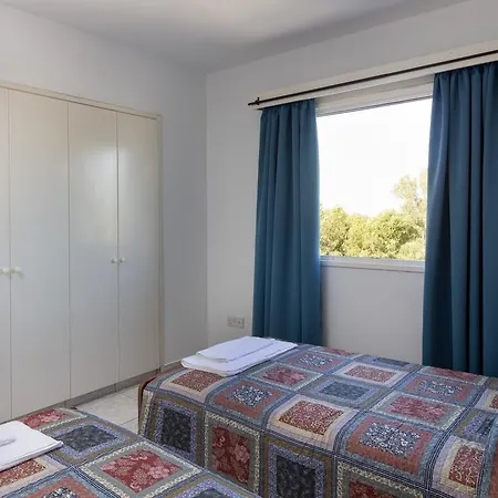 Mackenzie Sea View Apartment *